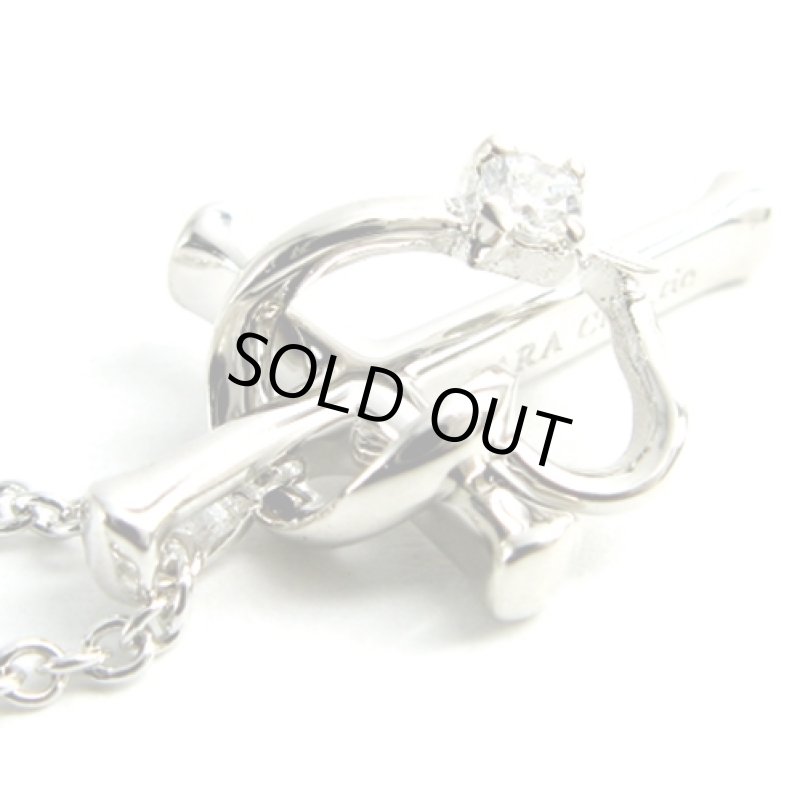 画像2: LARA Christieラヴァーズクロス[ホワイト]ネックレス (2)