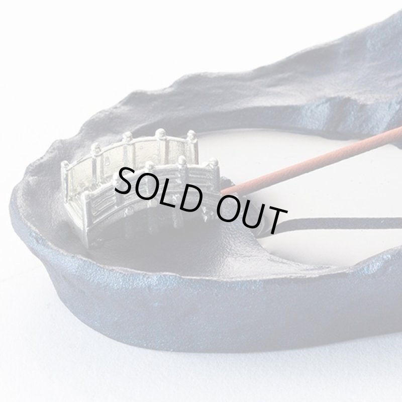 画像3: さかさ富士(香立て)青富士（富山県高岡銅器 高岡銅器商品 和のインテリア小物 富士山 お香立 縁起物 おすすめ卓上インテリア） (3)