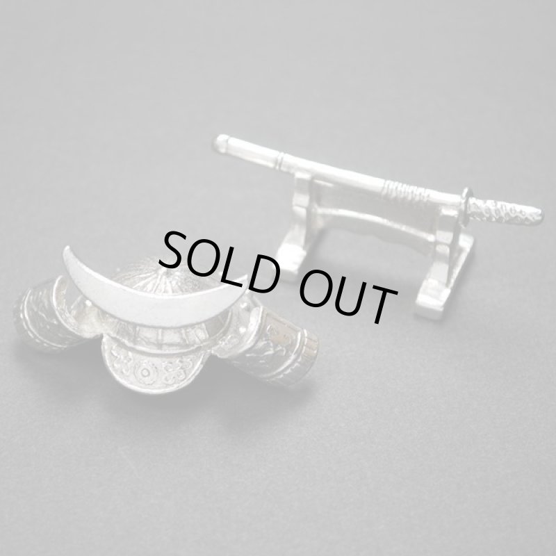 画像4: 高岡銅器・武者揃え「箸置き2種」(伝統工芸品 富山県高岡銅器 銅製箸置き 日本製 ギフト 3,000円台の贈答品 おすすめ食器小物) (4)