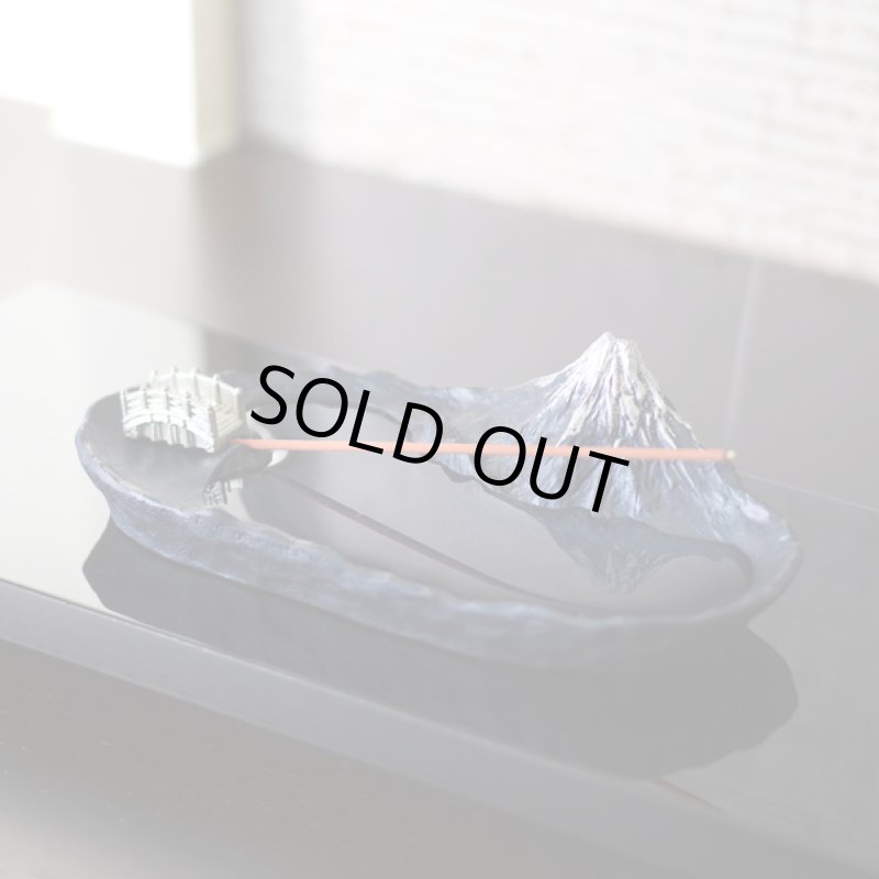 画像6: さかさ富士(香立て)青富士（富山県高岡銅器 高岡銅器商品 和のインテリア小物 富士山 お香立 縁起物 おすすめ卓上インテリア） (6)