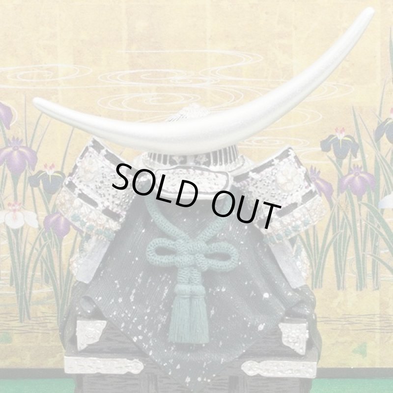 画像2: 五月人形伊達公櫃付兜中銀弓太刀付（フェルト） (2)