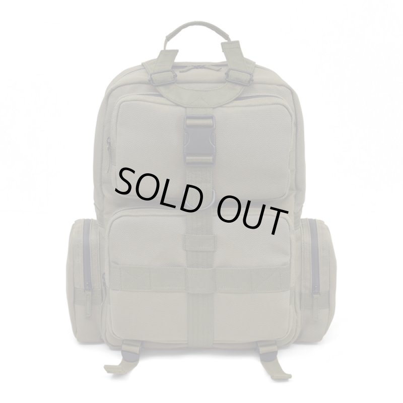 画像2: ガールズ＆パンツァー秋山優花里リュック (2)