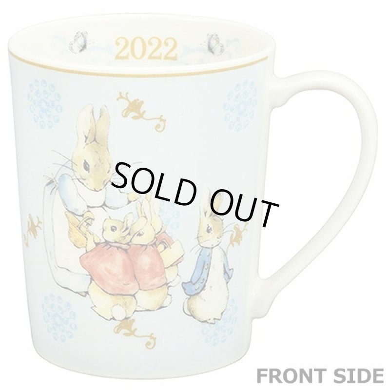 画像2: ピーターラビット2022イヤーズマグ  (2)
