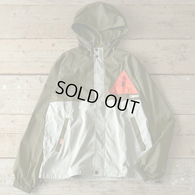 画像11: ゆるキャン△WILDERNESS EXPERIENCEコラボパッカブルマウンテンパーカー (11)