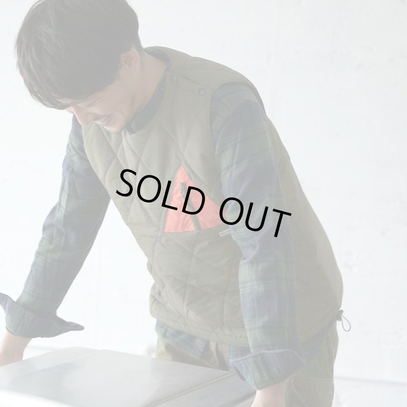 画像5: ゆるキャン△WILDERNESS EXPERIENCEコラボテントポケット中綿ベスト (5)