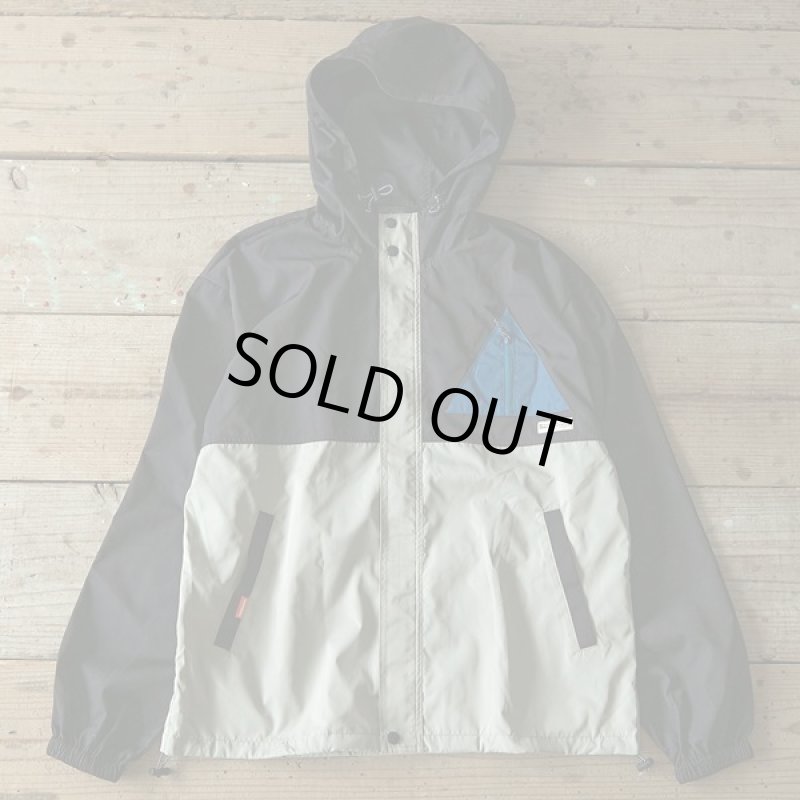 画像10: ゆるキャン△WILDERNESS EXPERIENCEコラボパッカブルマウンテンパーカー (10)