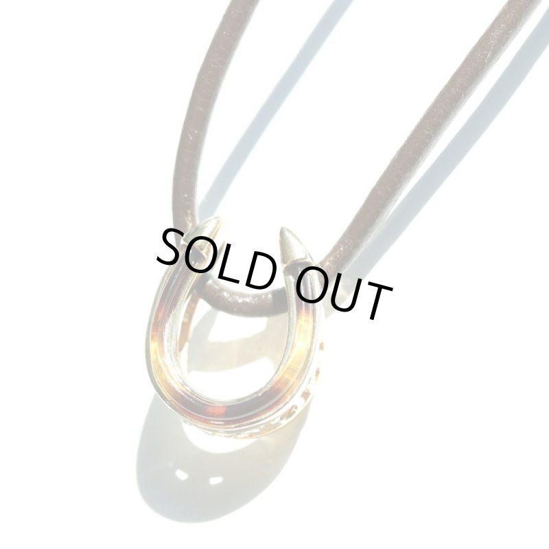 画像3: 江戸べっ甲「伊勢屋」六代目森田孝雄作「匠の本べっ甲 馬蹄ペンダント」 (3)