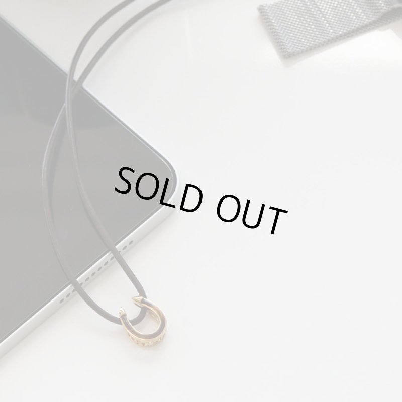 画像4: 江戸べっ甲「伊勢屋」六代目森田孝雄作「匠の本べっ甲 馬蹄ペンダント」 (4)