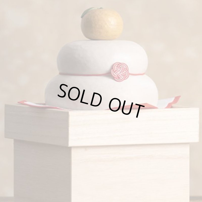 画像2: 宝来宝来神社御祈祷「金運祈願の永世木彫り鏡餅」 (2)