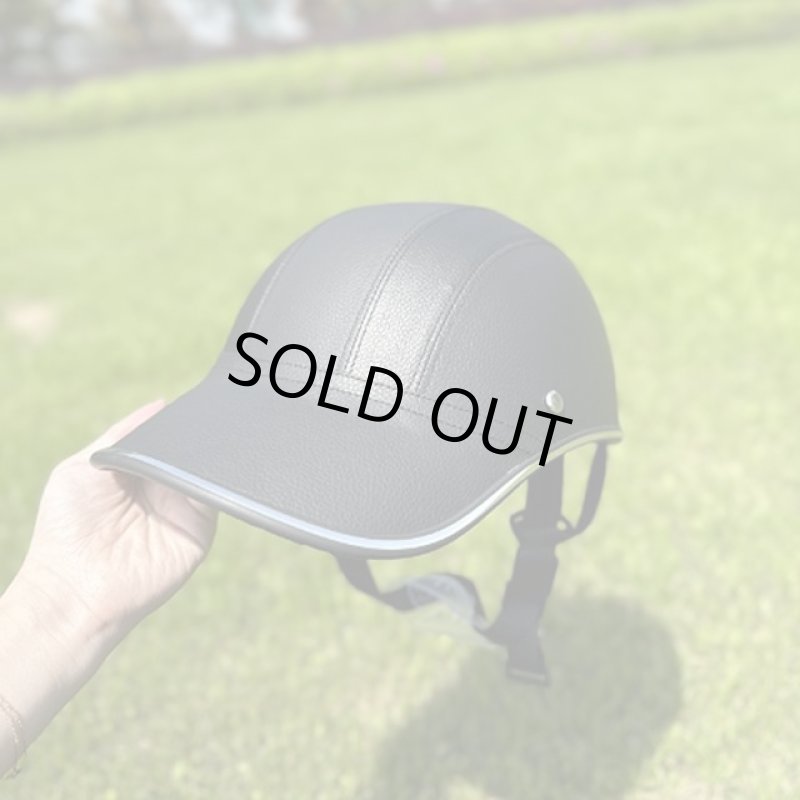 画像10: CEマーク取得キャップ型自転車ヘルメット[レザー調BLACK]  (10)