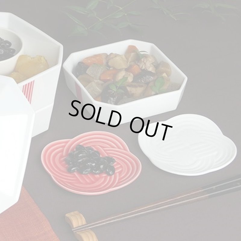 画像3: 日本製「隅切重箱3段重小皿揃 /赤結び (3)