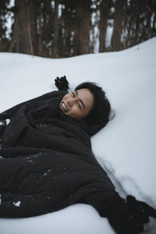 画像4: 日向亘フォトブック「日に向かって、」 (4)