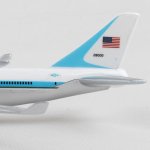 画像6: アメリカ合衆国大統領専用機「エアフォースワン」ダロン シングルプレーンダイキャストモデル (6)