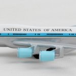 画像7: アメリカ合衆国大統領専用機「エアフォースワン」ダロン シングルプレーンダイキャストモデル (7)