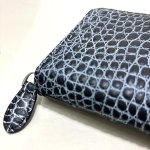 画像3: 送料無料！目地染めクロコダイル本革ラウンドジップウォレット (3)