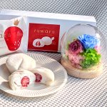 画像10: 母の日企画 ホシフルーツ あまおうのクリームいちご大福fuwaru3個入＆幸せのプリザーブドフラワーアレンジメント クリスタルドームセット (10)