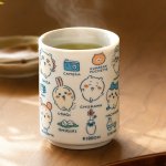 画像4: 日本製 ちいかわ寿司湯呑 ぎゅうぎゅう (4)