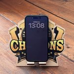 画像2: 阪神タイガース 2026JERAセ・リーグ優勝記念 木製スマホスタンド (2)