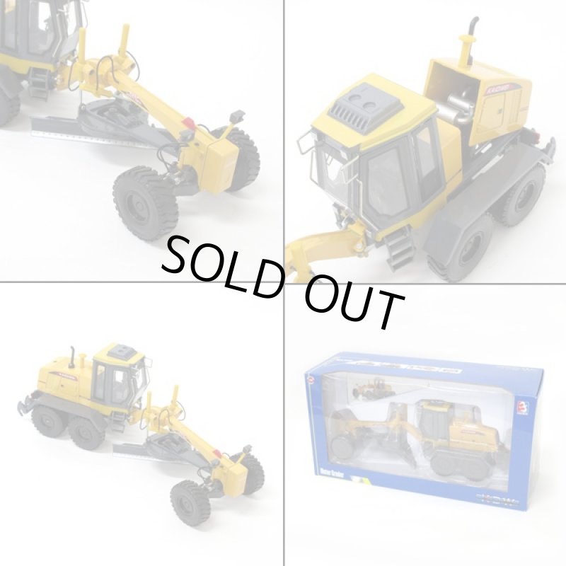 画像4: ダイキャスト重機「モーターグレーダー」 (合金製,ミニカー,建設車,はたらく車,1:35,イエロー,玩具,インテリア,オブジェ) (4)
