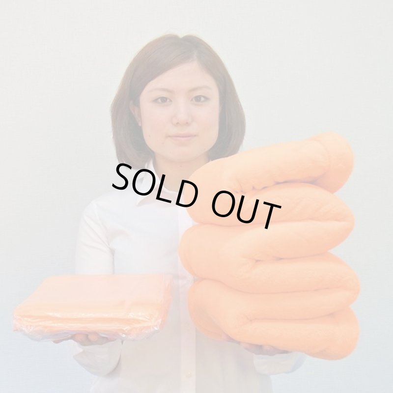 画像2: 非常用圧縮毛布（災害時持ち出し/ 備蓄用/ コンパクト収納/A4サイズ/防災カラー/蛍光オレンジ） (2)