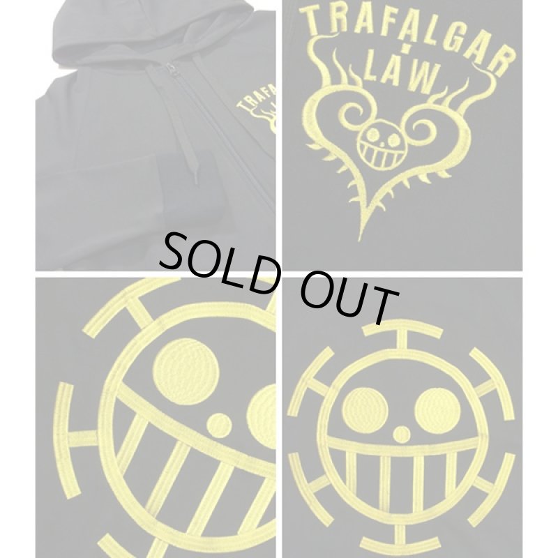 画像2: 送料無料!ワンピース「トラファルガー・ロータトゥーパーカ」(メンズ,スイッチプランニング,コラボ,刺繍,フード付き,長袖) (2)
