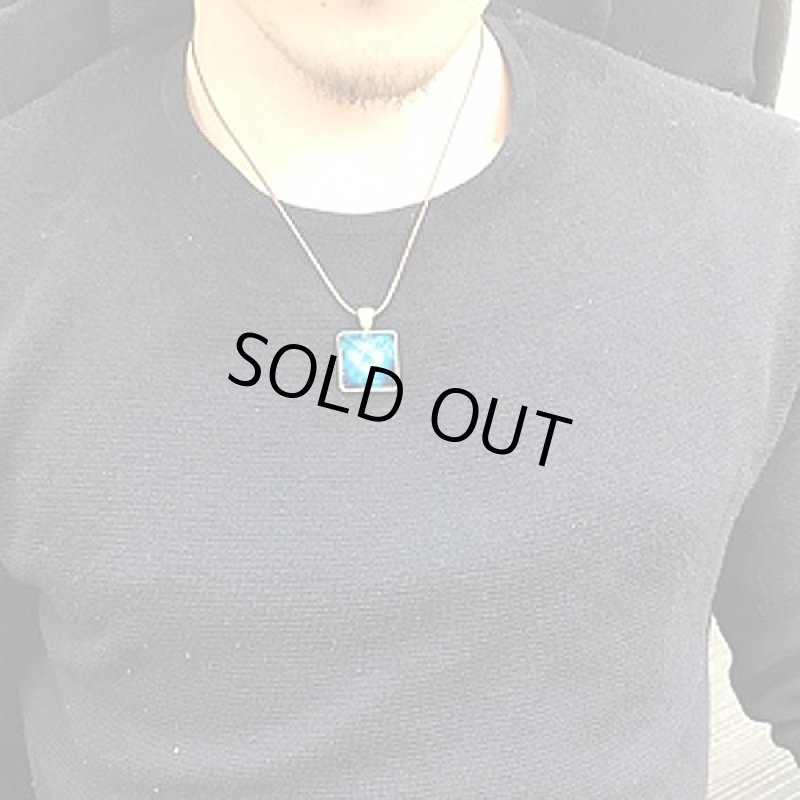 画像3: ユニバースナイトグローネックレス (男女兼用,太陽の光を吸収,夜光る,ピラミッド型ネックレス,ペンダント,開運ネックレス,運気上昇) (3)