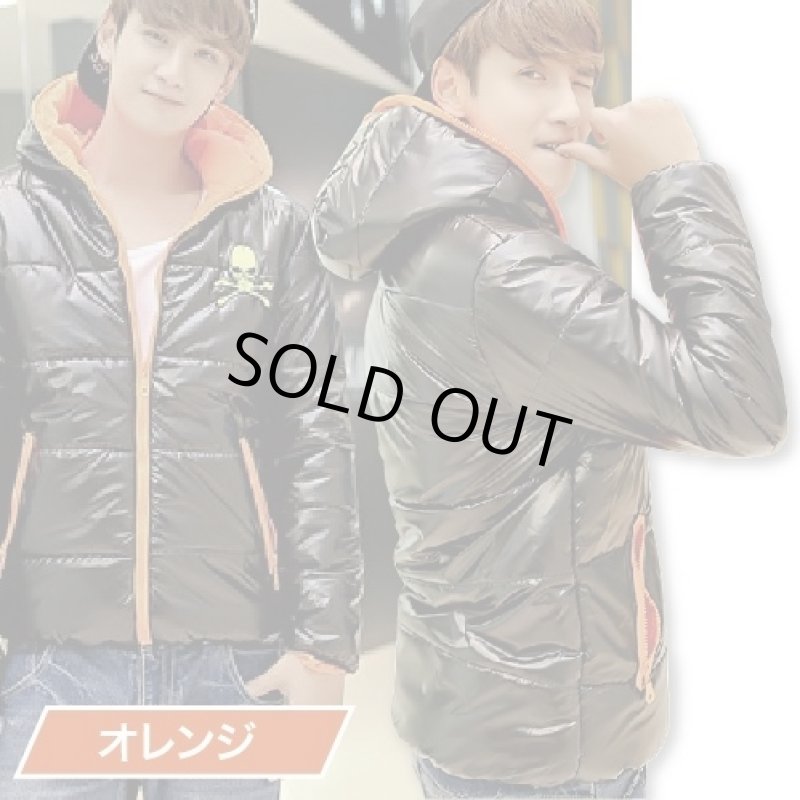 画像2: ビビッドカラー・フェイクダウンジャケット（メンズ/防寒/ライトダウン/フード付き/スカル/ファスナーカラー/ブラック） (2)