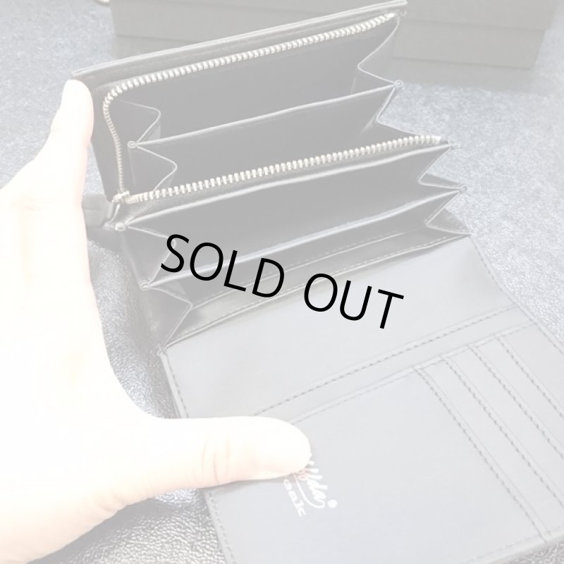 画像4: ウフダフリーク/T-rexショートウォレット(メンズ,2つ折り財布,恐竜皮膚イメージ,折り,ウォレットチェーン付き,ティラノザウルス) (4)