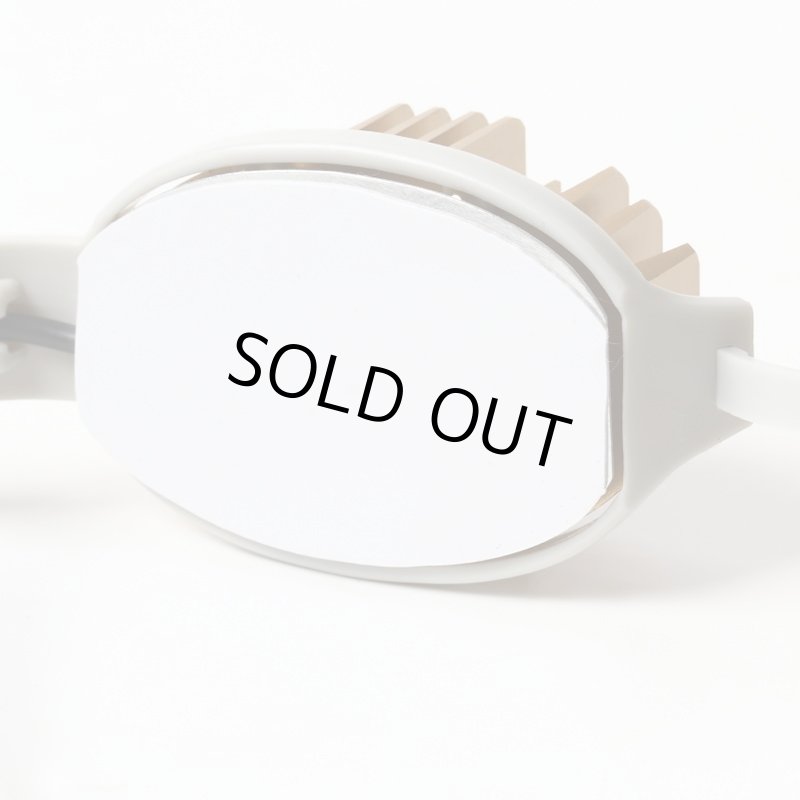 画像3: USB式目元瞬間クールダウン「エレアイスアイ」 ACコンセント変換アダプター付き(目元冷却装置,疲れ目に,NHK,まちかど情報室) (3)