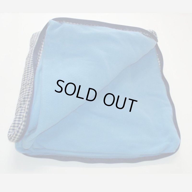 画像3: 66%OFF!!おたふくわたクッションブランケット（クッション/毛布/防災頭巾/防災用/避難道具/冷房対策/ポケット付き）　 (3)