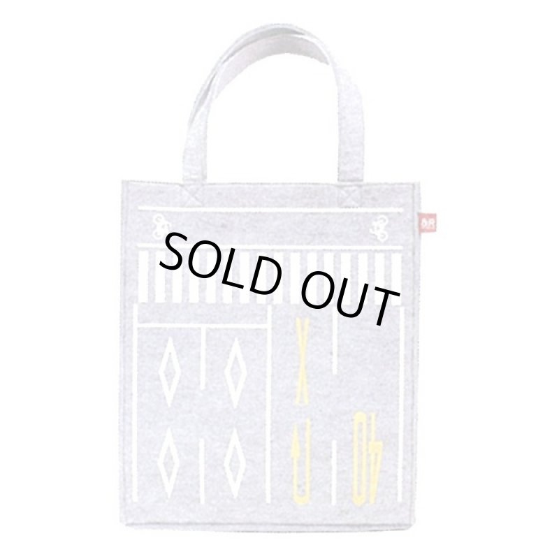 画像3: 道路フェルトバッグ(大)(カバン,鞄,トートバッグ,手下げバッグ,レディー路面標示,道路標示,道路グッズ,東京土産) (3)