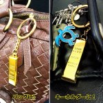 画像4: インゴットキーチェーン「2個セット」（ゴールドキーチェーン,キーホルダー,リッチな気分,金塊デザイン,ゴージャスキーチェーン） (4)