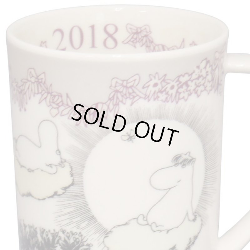 画像3: ムーミン2018イヤーズマグカップ (MOOIN,コップ,陶器,食器,ムーミン公式,2018年,記念限定品,ギフト) (3)