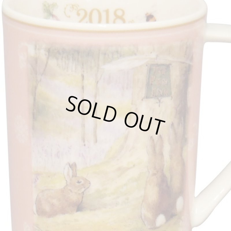 画像3: ピーターラビット2018イヤーズマグカップ (PETER RABBIT,コップ,陶器,2018年,記念限定品,コレクション,食器) (3)