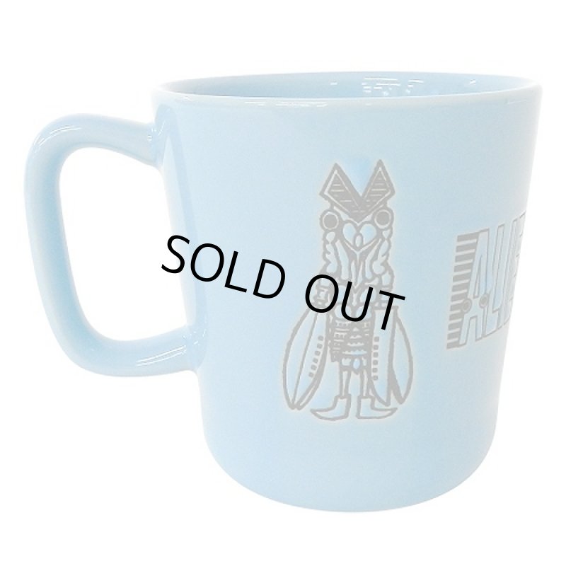 画像2: zerostone木製コースター付マグ「バルタン星人」by Shinji Katou (コラボ,コップ,陶器,食器,ギフト) (2)