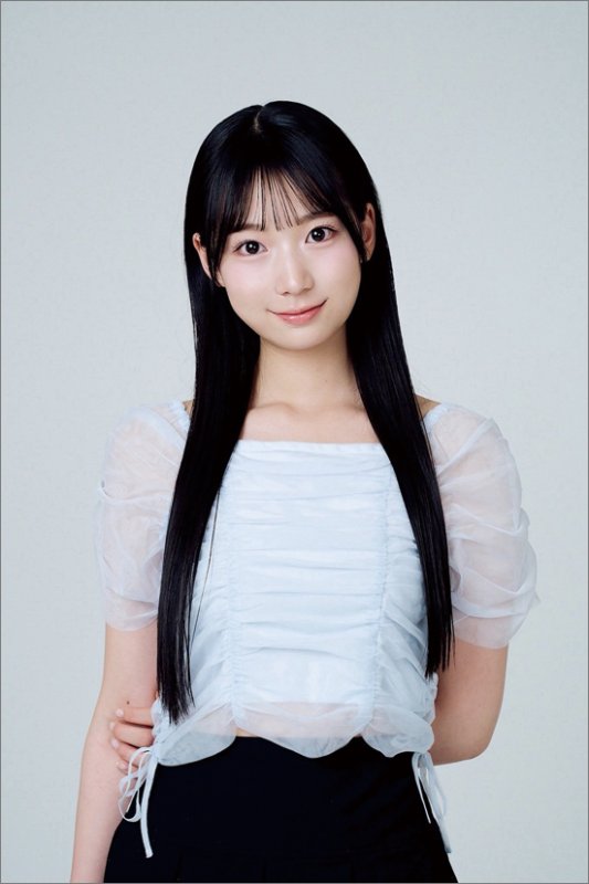画像1: 2026年百田汐里カレンダー (1)