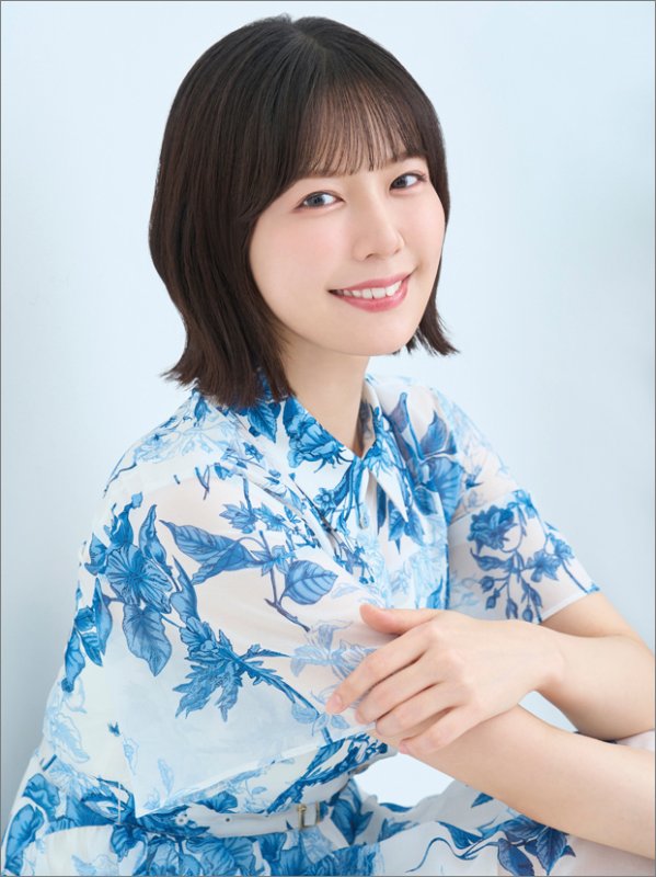 画像1: 2026年卓上 和久井優カレンダー (1)