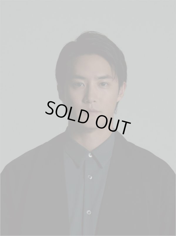 画像1: 2026年白石隼也カレンダーブック（紙スタンド付き）カレンダー (1)